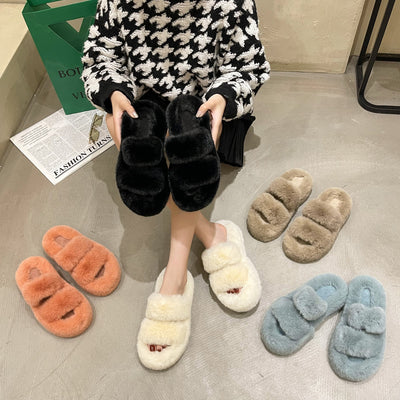 Women’s Fuzzy Slippers